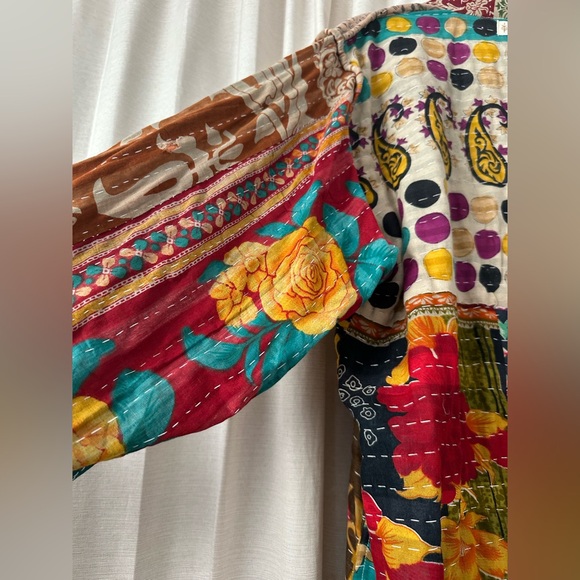 Kantha Bae Trench Robe - Picture 11 of 12